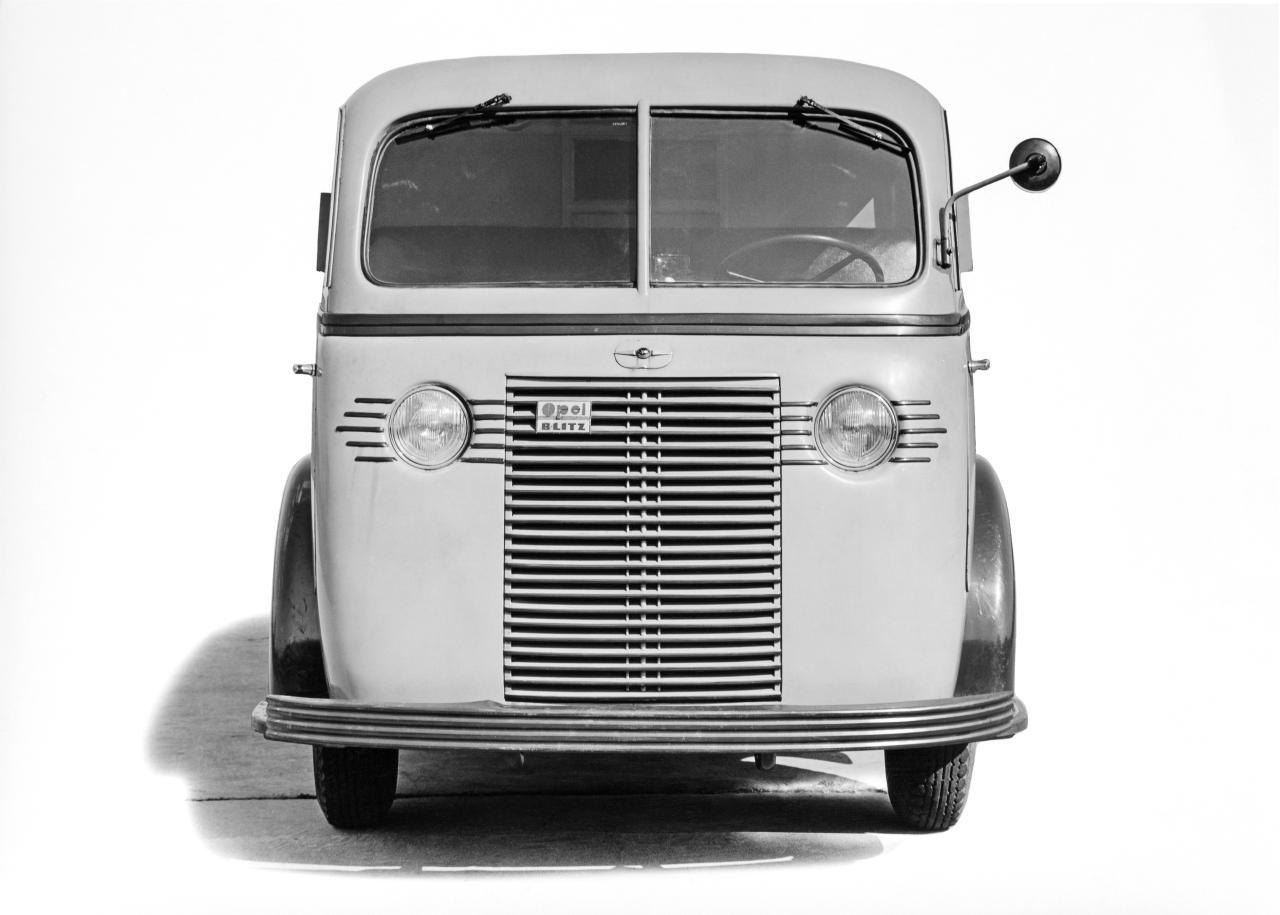 02_opel_514824-63047ead12dc5.thumb.jpeg.e73f1943e1b4f80711d68984b3130bb9.jpeg