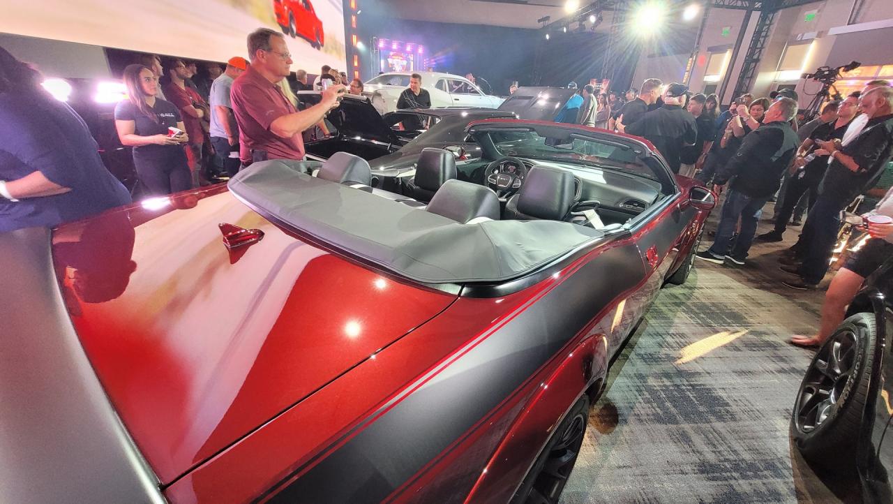 Dodge-Challenger-Convertible-11.jpg