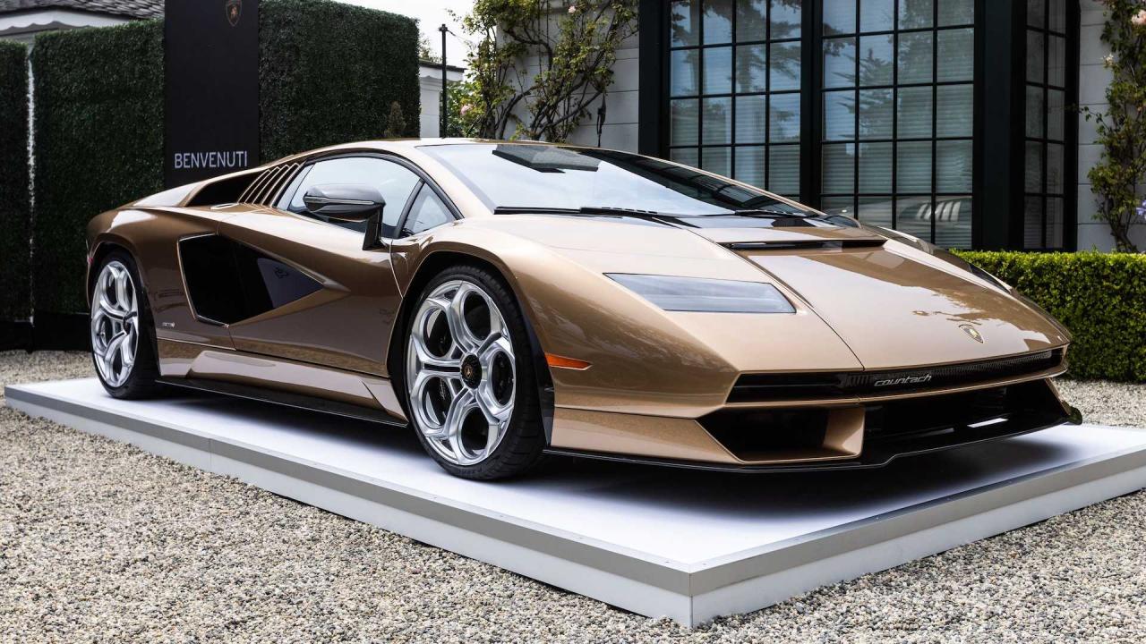 first-lamborghini-countach-lpi-800-4-in-the-us.jpg