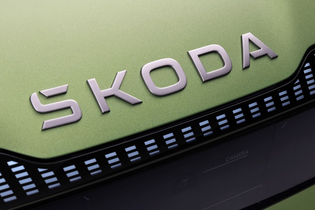 skoda-vision-7s-2022_02-galeria.jpg.71421bfba187697ed4ff0d2369a467a7.jpg