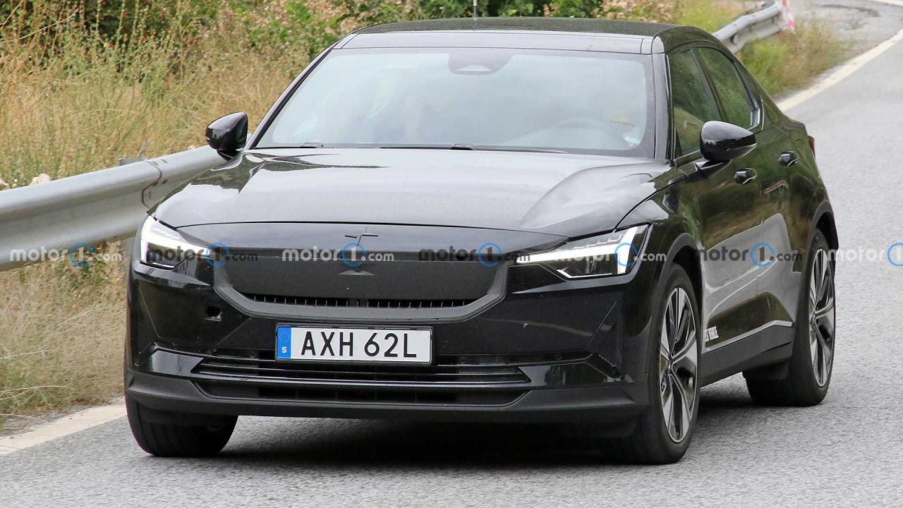 polestar-2-front-view-facelift-spy-photo (1).jpg