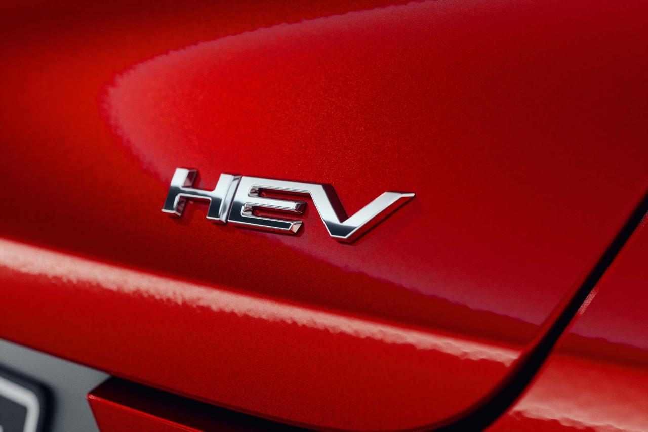 23my_asx_hev_instyle_hev_badge_rear.jpeg