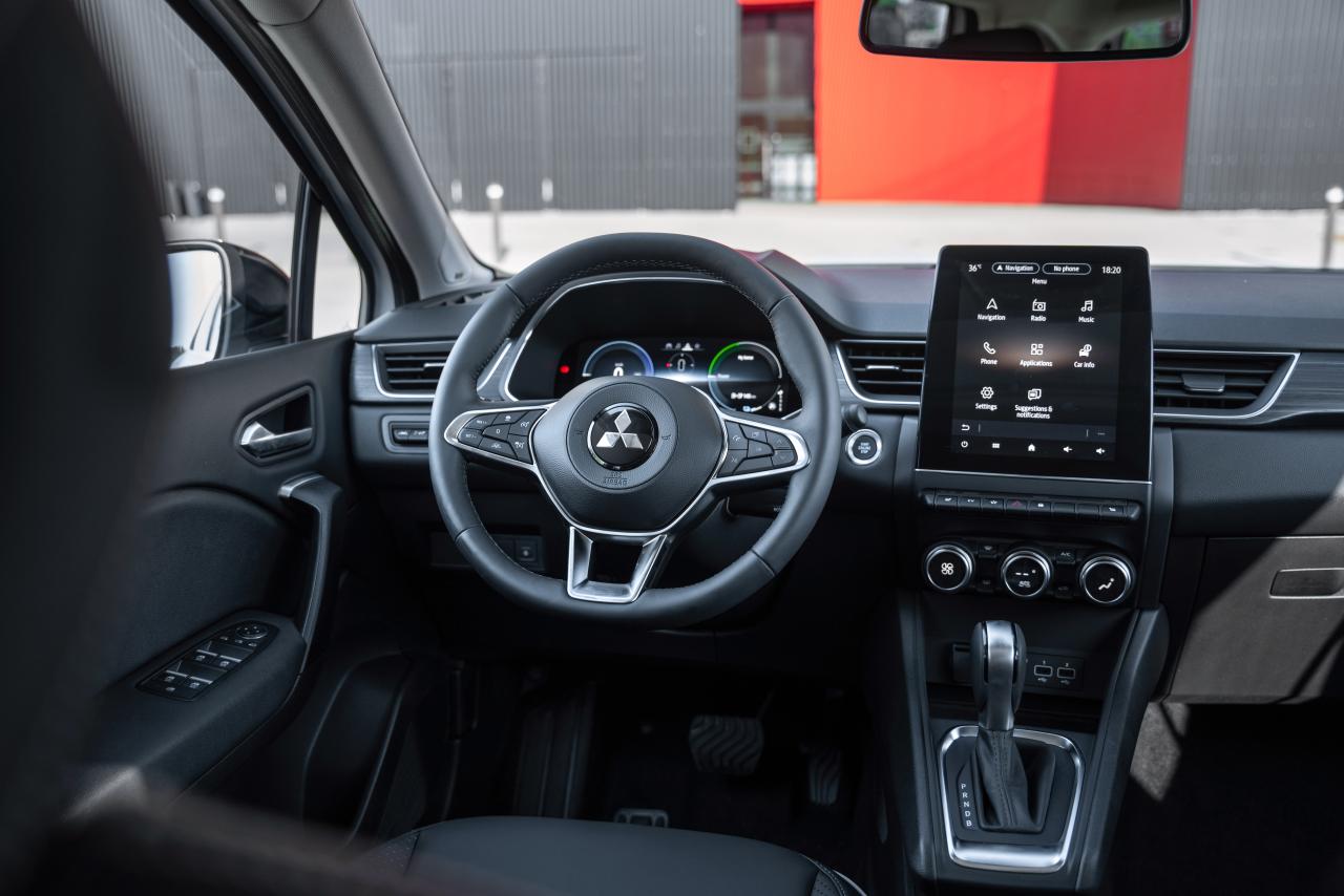 23my_asx_phev_instyle_pr_image_interior.jpg