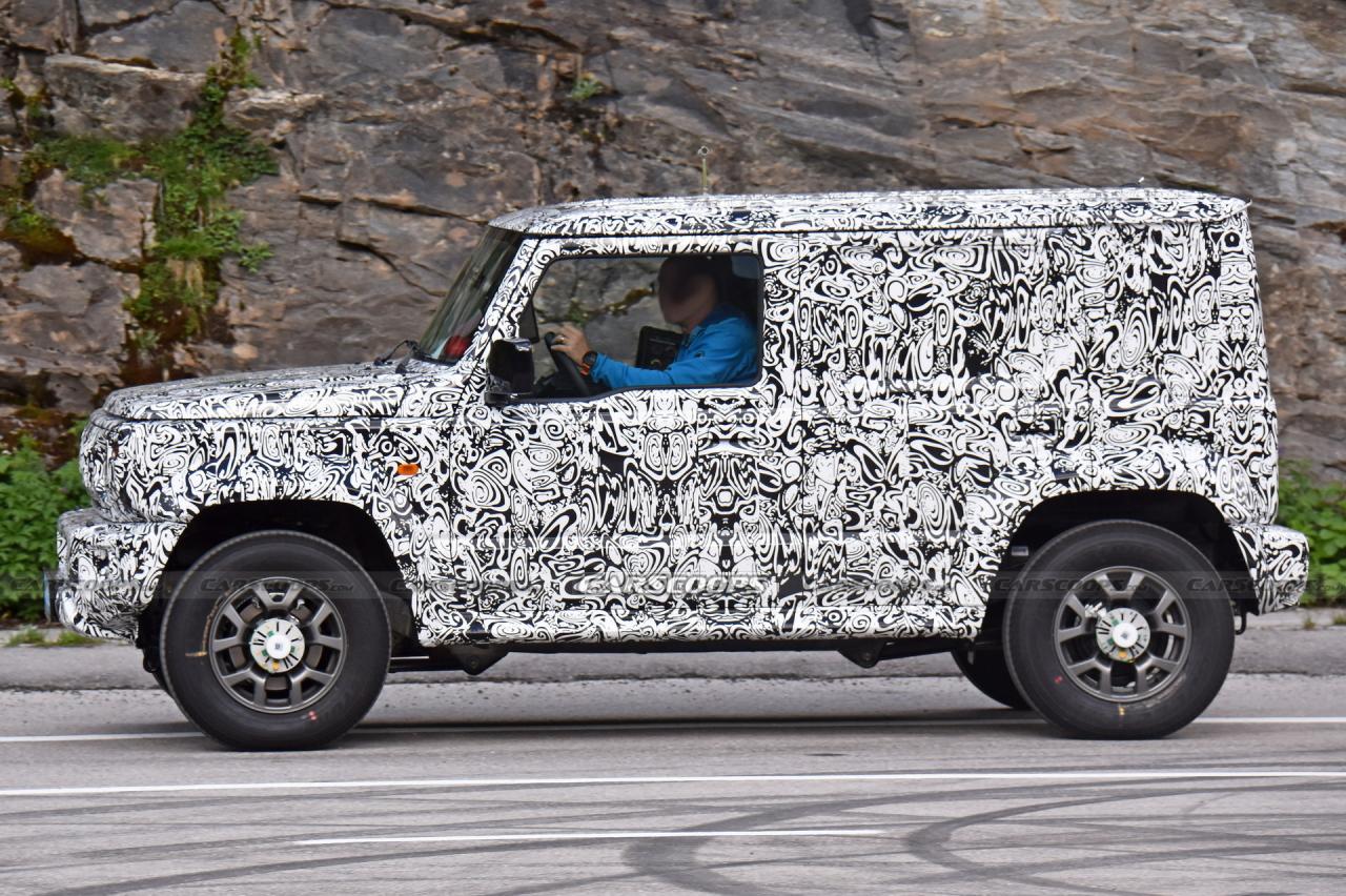 Suzuki-Jimny-5-door-SUV-Scoop-11.jpg