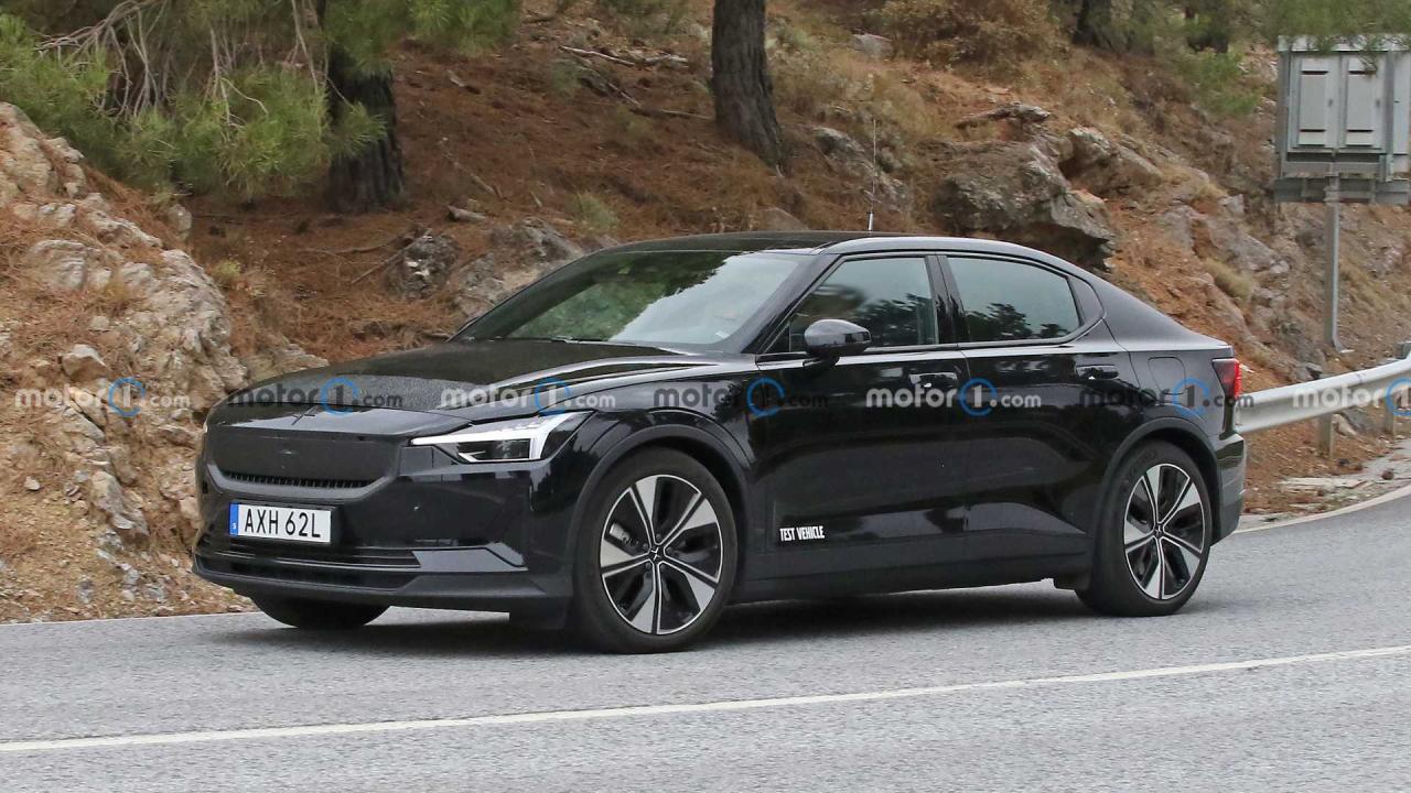 polestar-2-side-view-facelift-spy-photo.jpg