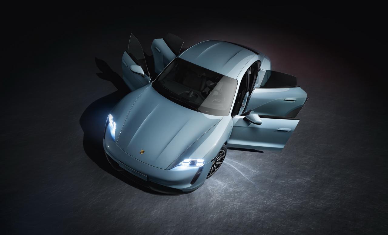 02a7e9dc-porsche-taycan-4s-08.thumb.jpg.abc1cc2ba6fdbdcff1abfeddd20e2b4b.jpg