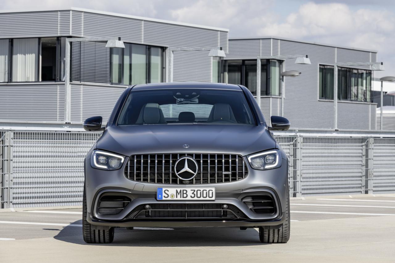 10d9f86d-2020-mercedes-amg-glc-63-coupe54.thumb.jpg.a1dc00d15af3072ee72272a1ab579645.jpg