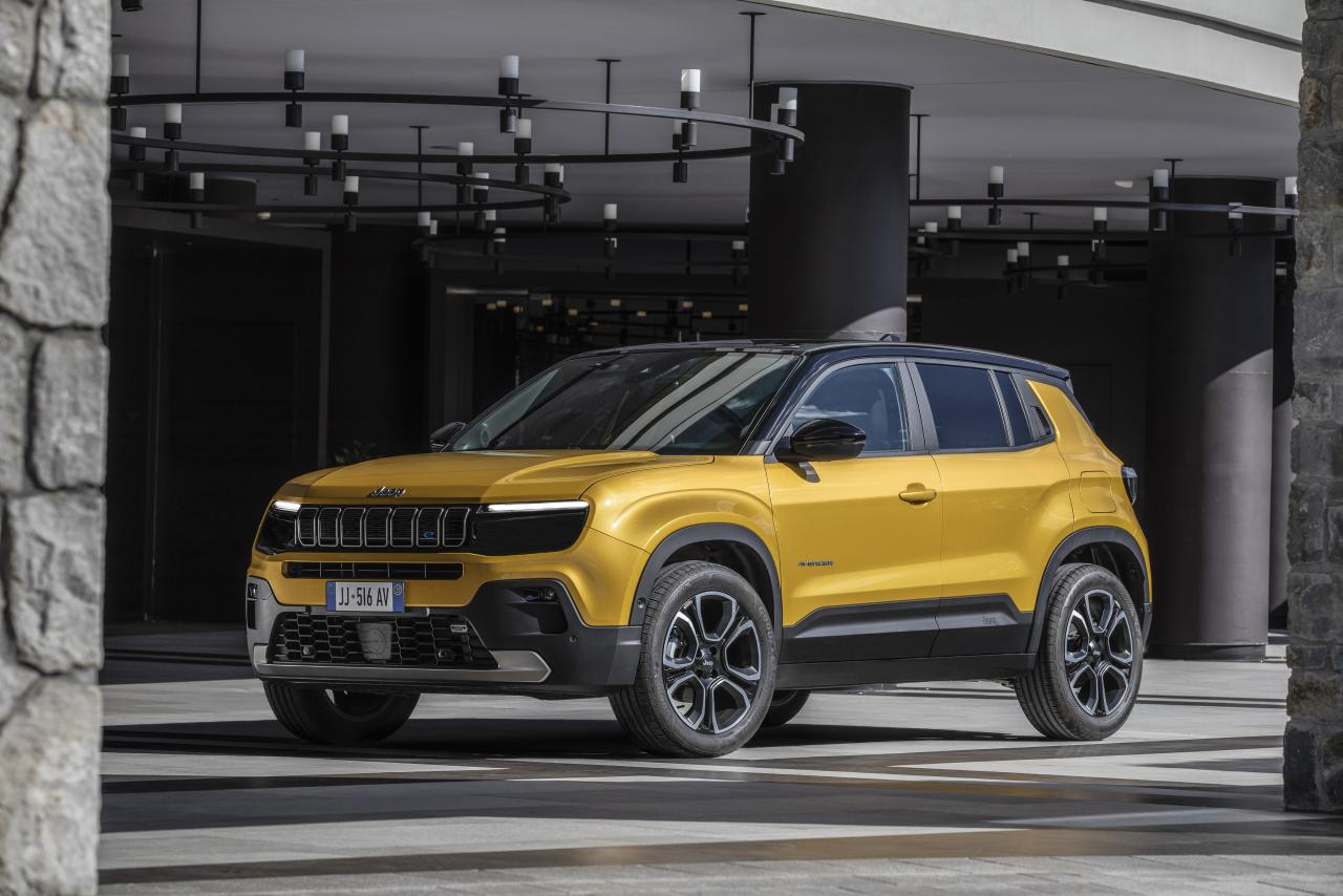 13_jeepavenger-6349927dbdd1b_634c23ac74a76.thumb.jpeg.7957e95bfa5d7cf58d1cb09e0504e8ac.jpeg