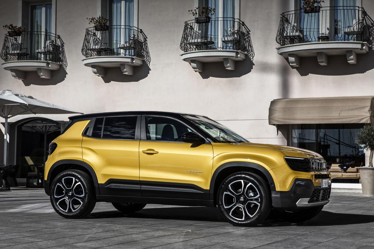 15_jeepavenger-63499267f2abc_634c23acb256e.thumb.jpeg.32e6a195459e21a836b2bab156196793.jpeg