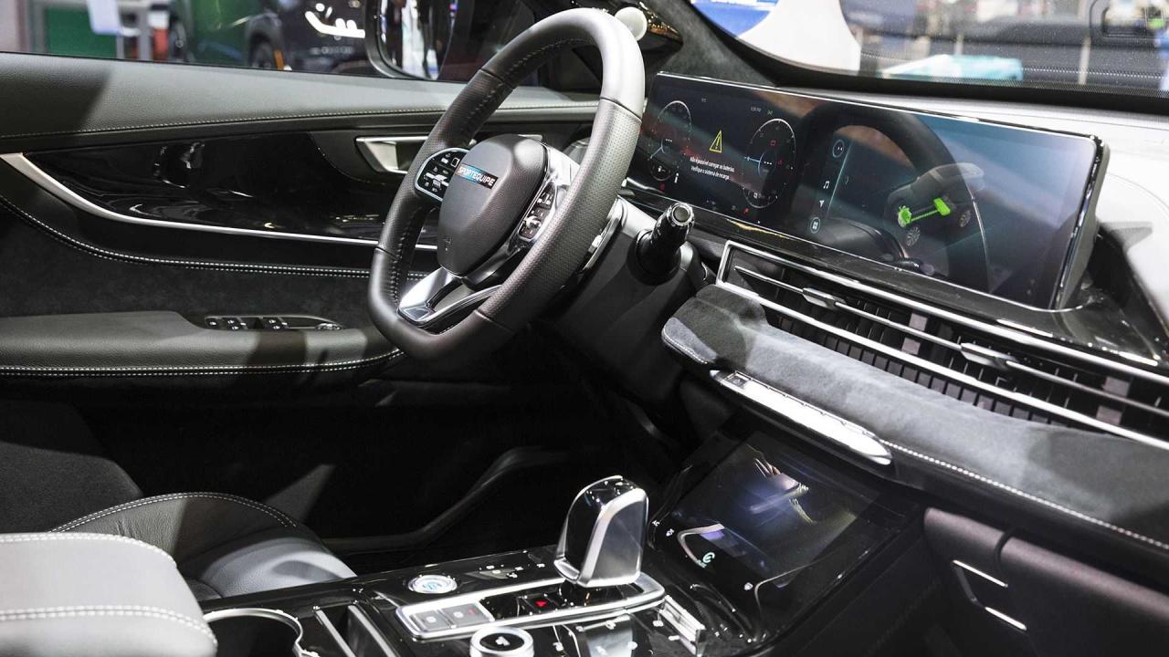 1689232355_sportequipe-8-hybrid-plug-in(9).thumb.jpg.022ee40f7e3b1df96834ef9e18ce2183.jpg