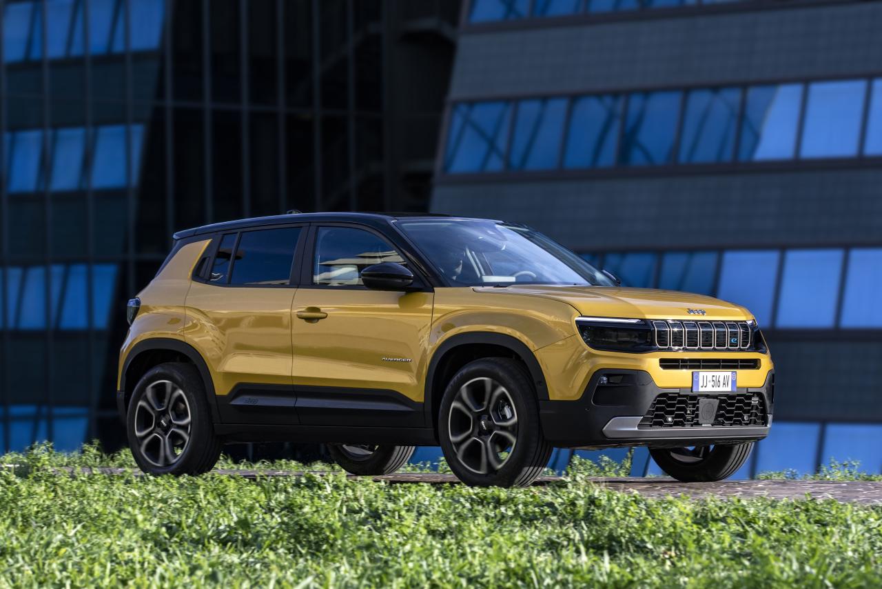 18_jeepavenger-6349924828035_634c23ad0ba0d.thumb.jpeg.cf3287bed5c43c1c8089f11973417089.jpeg