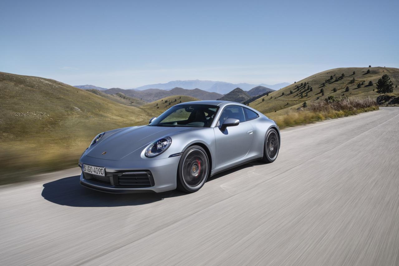 1a8af87d-2020-porsche-911-13.thumb.jpg.220364438395a5ef1fe0c693204c99ac.jpg