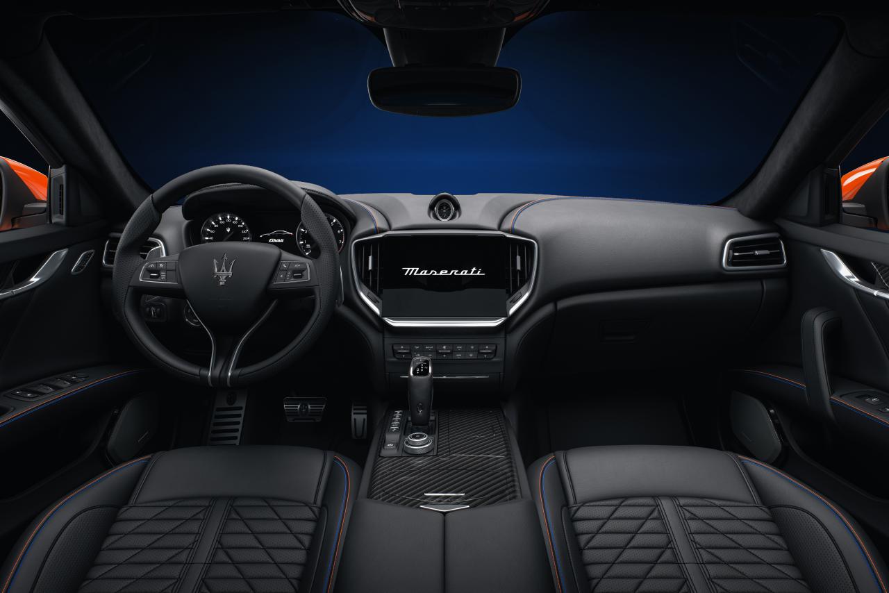 20148-MaseratiGhibli-FTributoSpecialEdition.thumb.jpg.d083b9410371a7fc6e3e8e95d4196aab.jpg