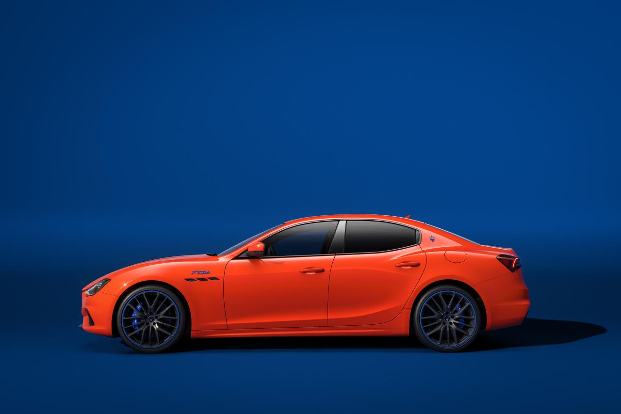 20151-MaseratiGhibli-FTributoSpecialEdition.thumb.jpg.57f8464b2575dd612cd6658a17677492.jpg