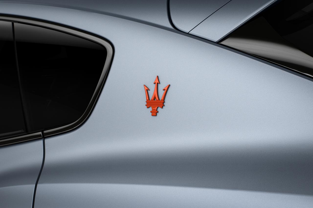 20157-MaseratiLevante-FTributoSpecialEdition.thumb.jpg.50508e4c5c2116b14f4660cea57544e7.jpg