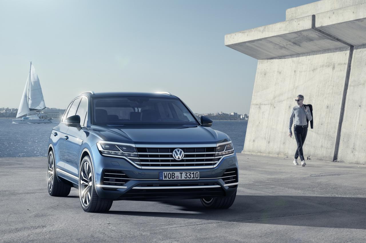 2019-VW-Touareg-12-1.thumb.jpg.2517a07b56d509ea19751114f94206a6.jpg