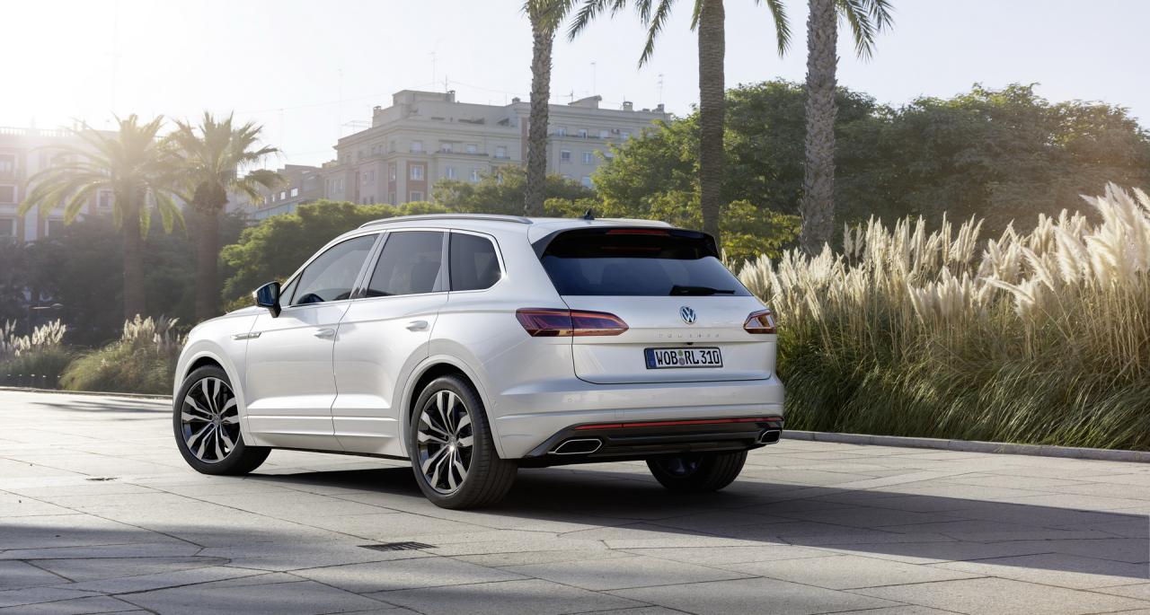2019-VW-Touareg-22-1.thumb.jpg.b3ed46ae779ab87730568441bd45b470.jpg