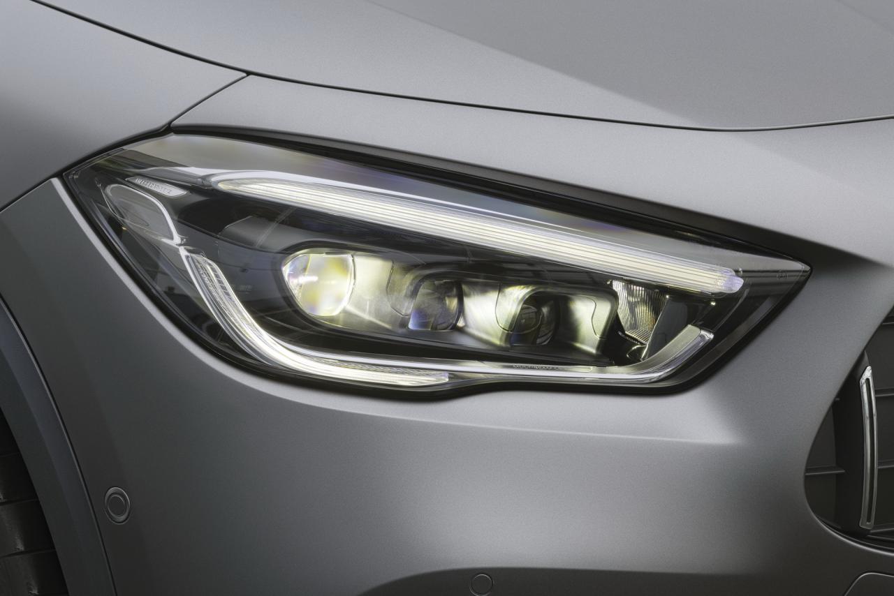 2020-Mercedes-AMG-GLA-45-17.thumb.jpg.ce471d6a8f0d1de54fc19893b5122f54.jpg