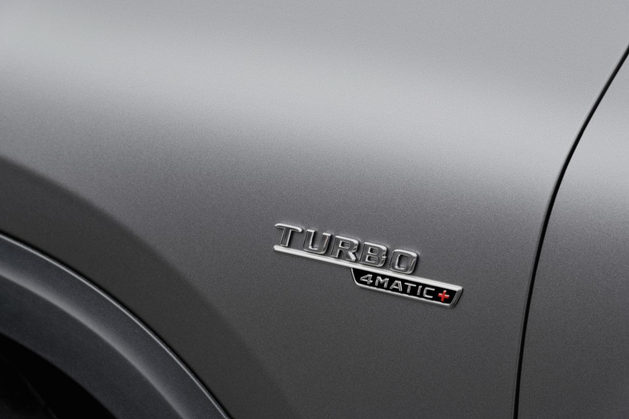 2020-Mercedes-AMG-GLA-45-18.thumb.jpg.d3ecfe41a745175e5c550d21d70ae7b4.jpg