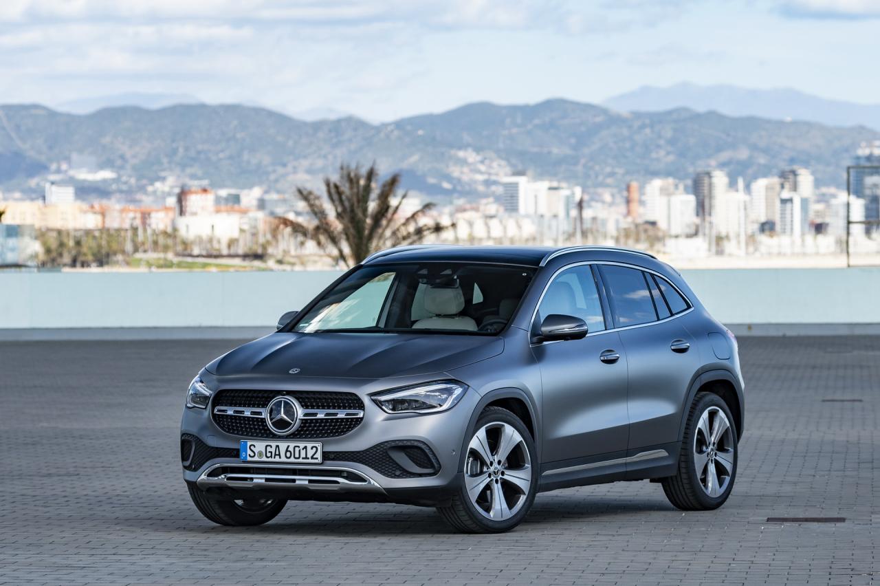 2020-Mercedes-GLA-Gallery-31.thumb.jpg.451d83527324374599f7053d1b679e89.jpg