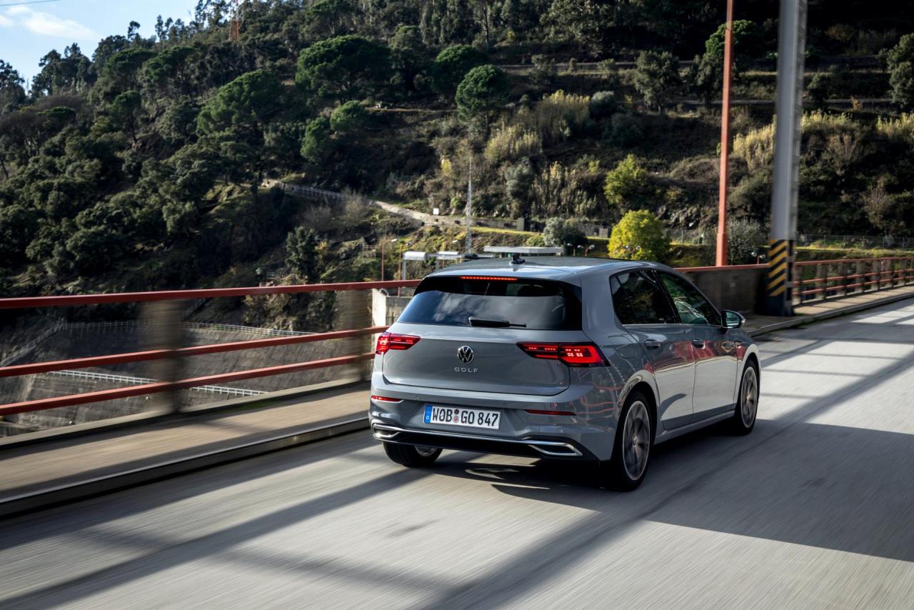 2020-VW-Golf-Mk8-72.thumb.jpg.4a47f09c4f6e150787ea4f6cee049bf4.jpg