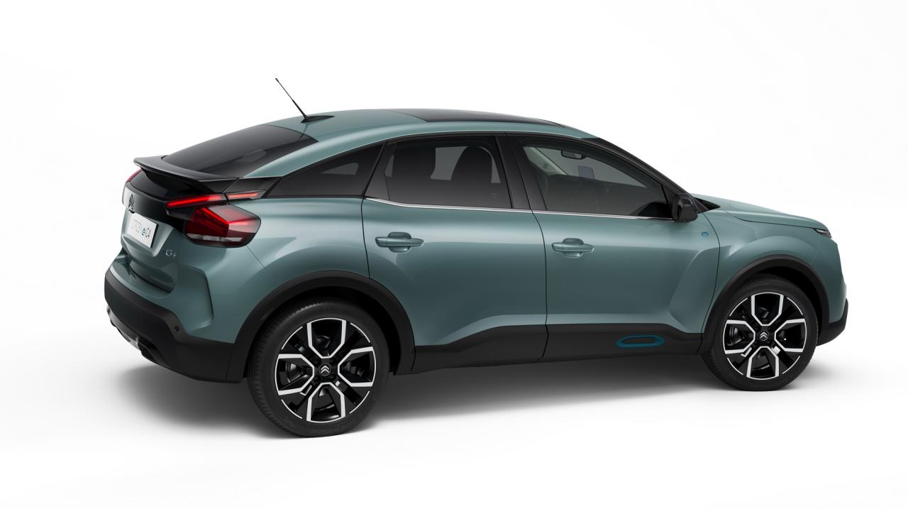 2020-citroen-c4-unveiled-officially-71.thumb.jpg.19cee75697d5d7c20af1334d553b8f1e.jpg
