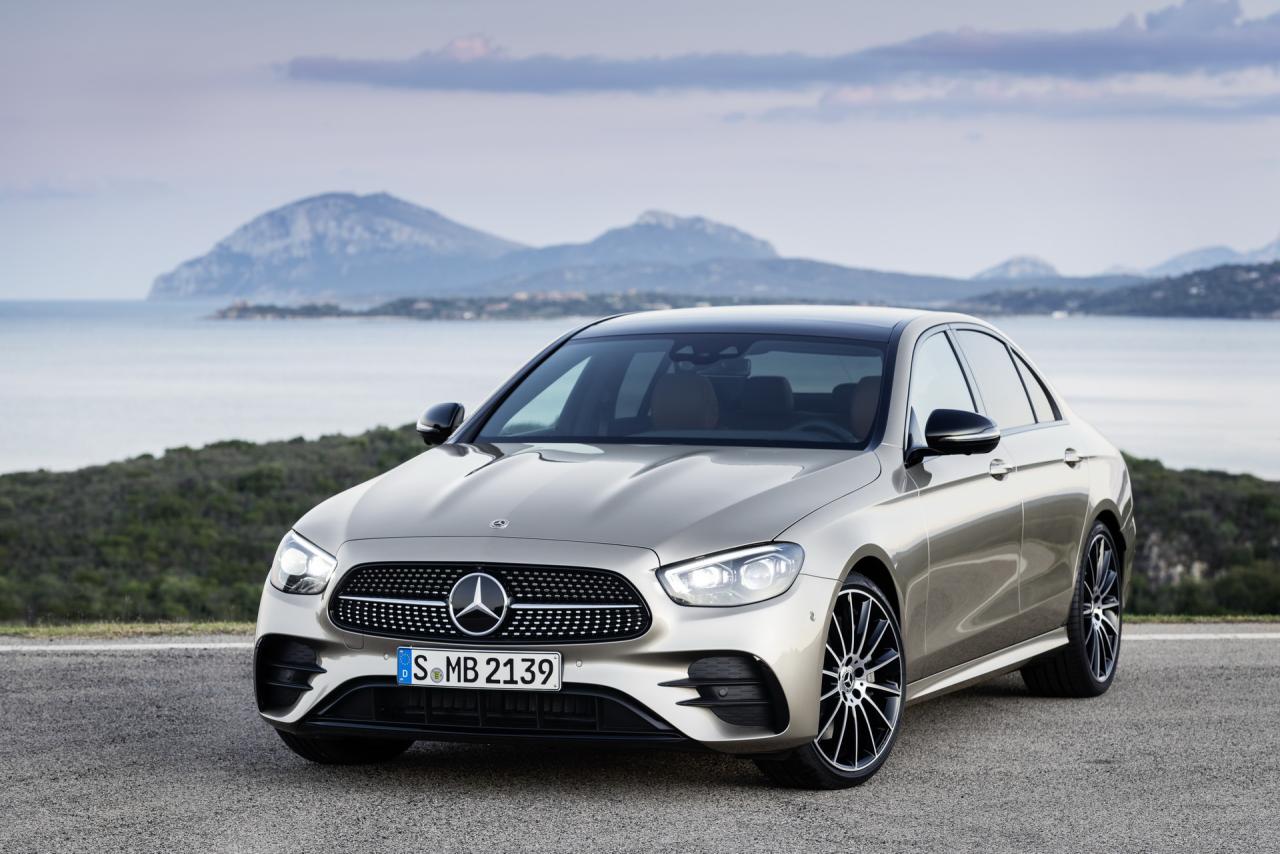 2020-mercedes-benz-e-class-facelift-16.thumb.jpg.749d3b3675db89575bf4ede4922d866b.jpg