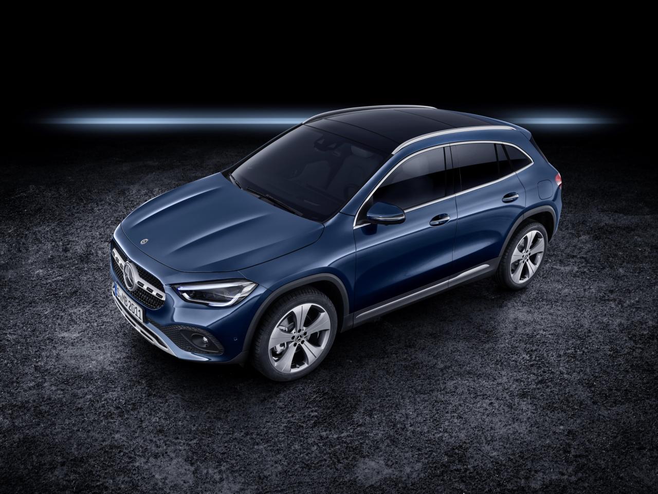2021-Mercedes-Benz-GLA-42.thumb.jpg.caeb272c570a871abce031478c698997.jpg