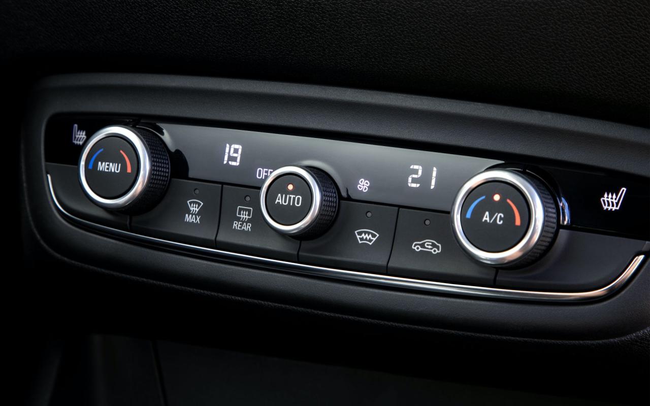 2021-Opel-Crossland-facelift-10.thumb.jpg.7c3ddacda7f7fab82e993a76a386853f.jpg