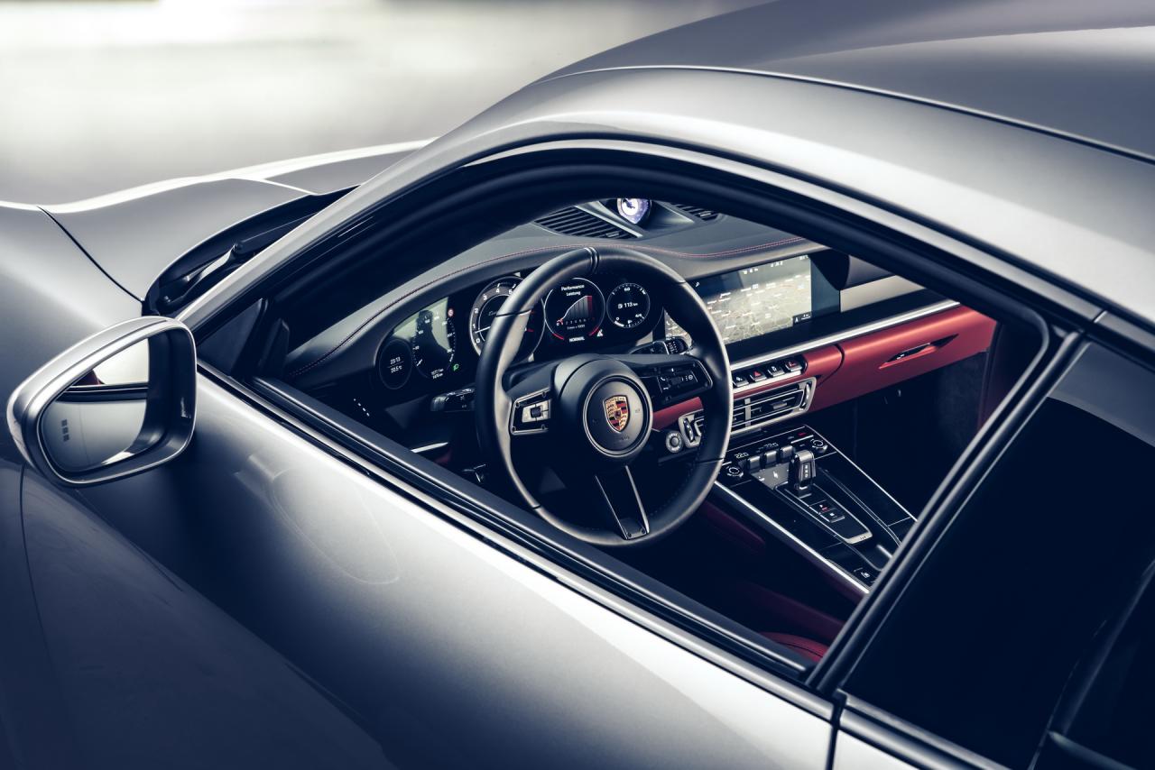 2021-Porsche-911-Turbo-S-07.thumb.jpg.40dc9878c0ce8a0d255c92616a6638f8.jpg