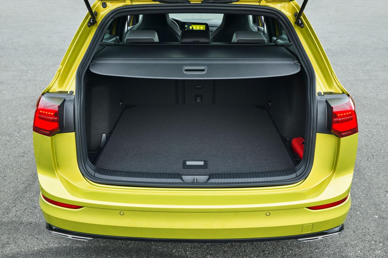 2021-VW-Golf-Variant-R-Line-17.thumb.jpg.02bce55eccece2e1c5828c4d09d7255b.jpg