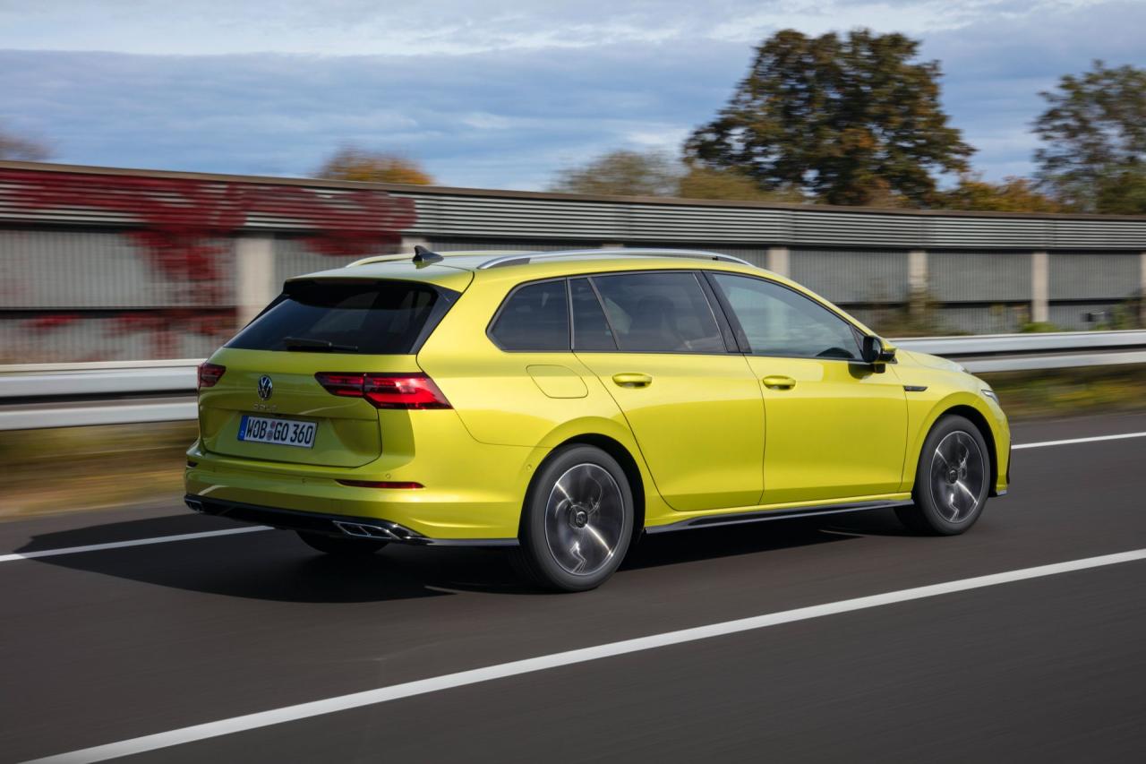 2021-VW-Golf-Variant-R-Line-5.thumb.jpg.920c88618b2b6fa89dee97054c5460a4.jpg