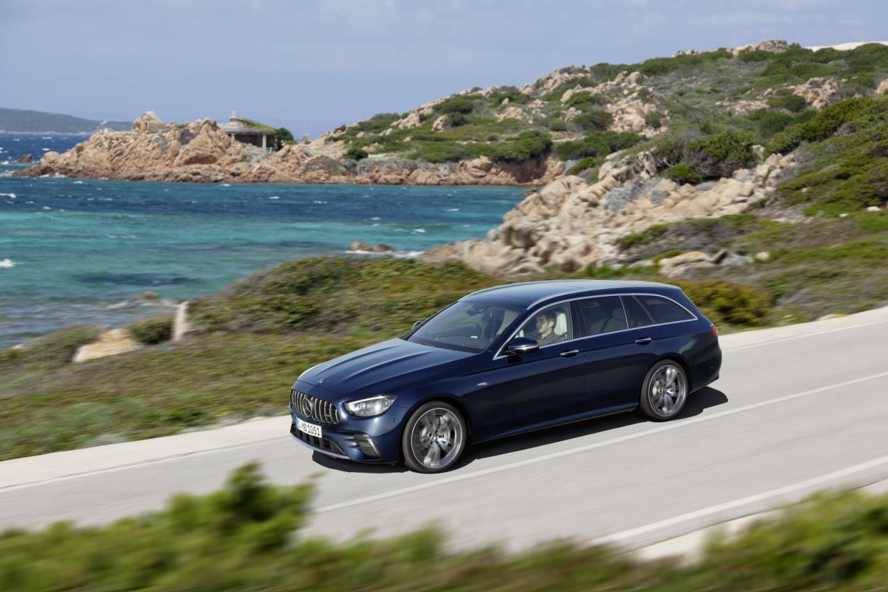 2021-mercedes-amg-e53-estate-3.thumb.jpg.ab00f897b6c7d7d1c5a2742c2e705bc5.jpg