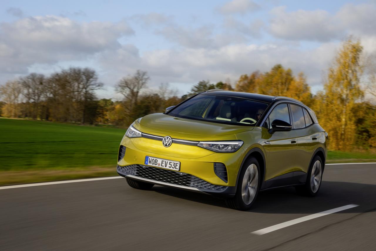 2021-vw-id4-electric-suv-1.thumb.jpg.378a8b756065f15b527924b60ca47a38.jpg