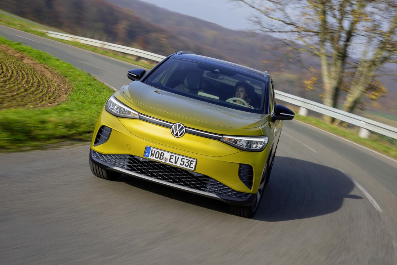 2021-vw-id4-electric-suv-14.thumb.jpg.527f0667073e2de0d787cca36774dca2.jpg