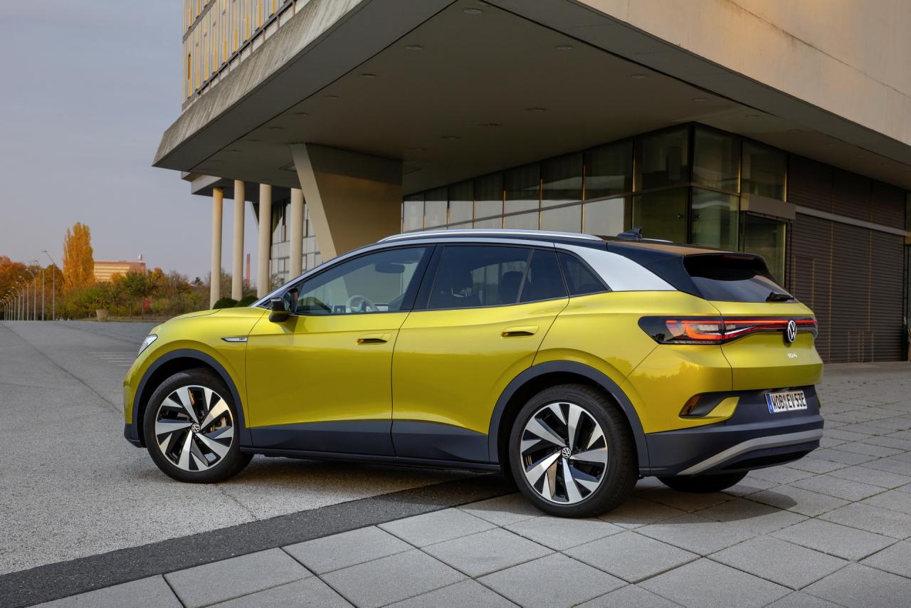 2021-vw-id4-electric-suv-16.thumb.jpg.162f5319cb991309cf11a111a0a96e8c.jpg