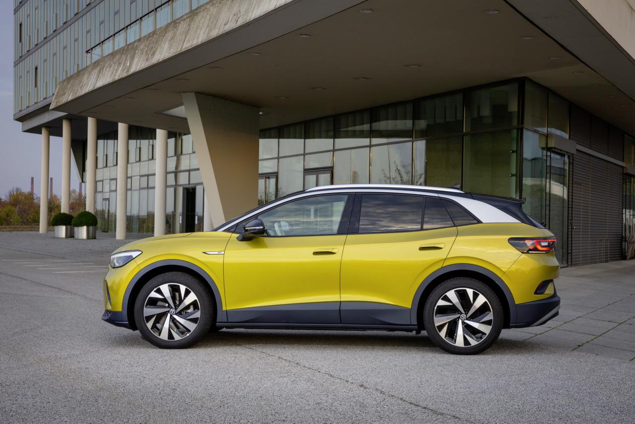 2021-vw-id4-electric-suv-9.thumb.jpg.c10c5f4d58b5f51d49fdf45c86352cc7.jpg