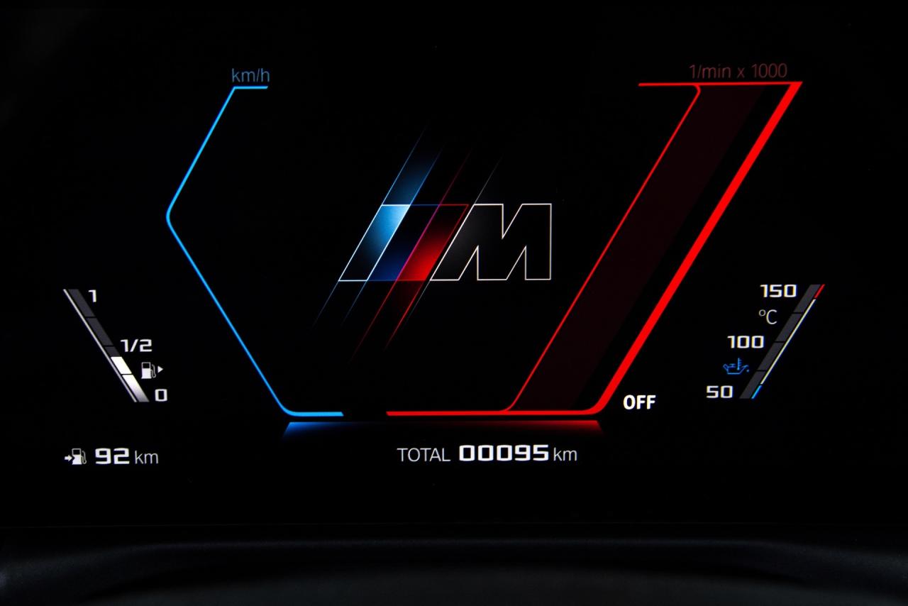 2023-BMW-M2-13.thumb.jpeg.b5348be37d75b2b049af78e01d37a7fc.jpeg