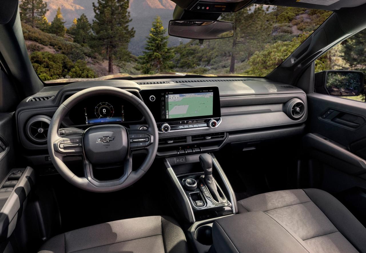 2023-Chevrolet-Colorado-109.jpg
