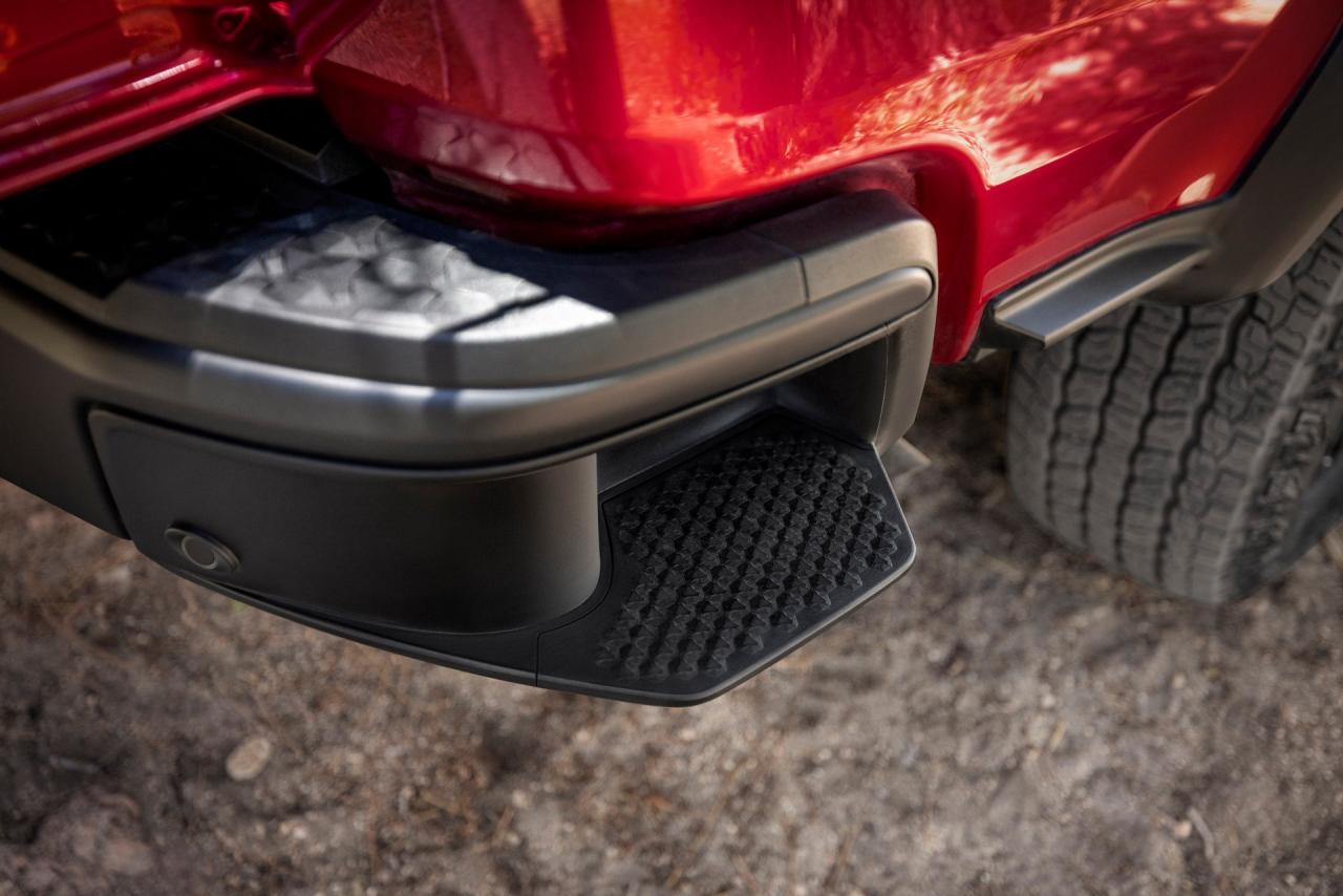2023-Chevrolet-Colorado-111.jpg