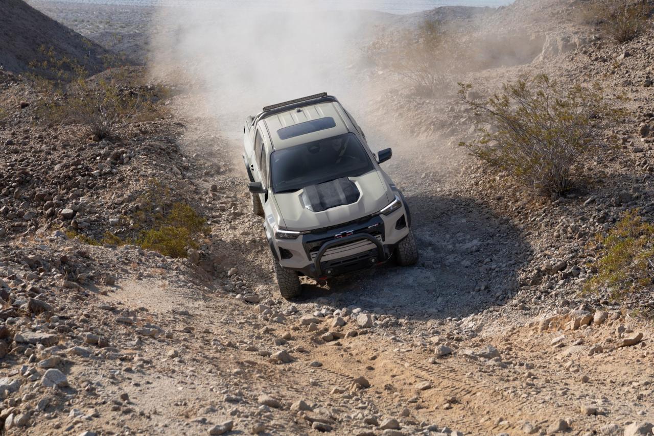 2023-Chevrolet-Colorado-131.jpg
