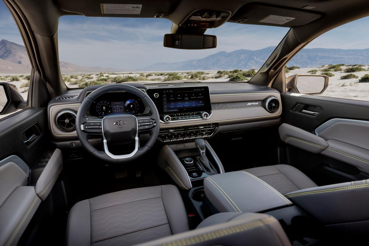 2023-Chevrolet-Colorado-158.jpg