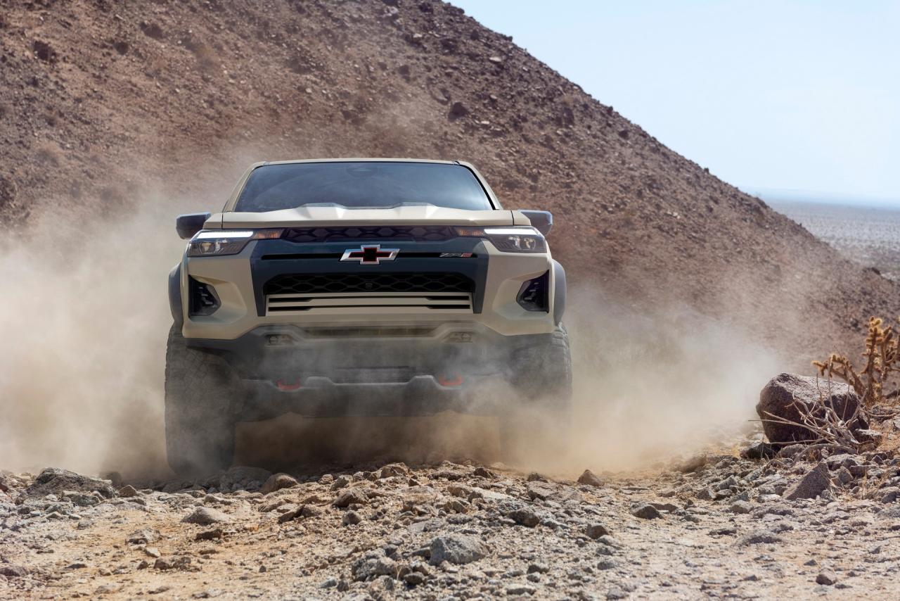 2023-Chevrolet-Colorado-160.jpg