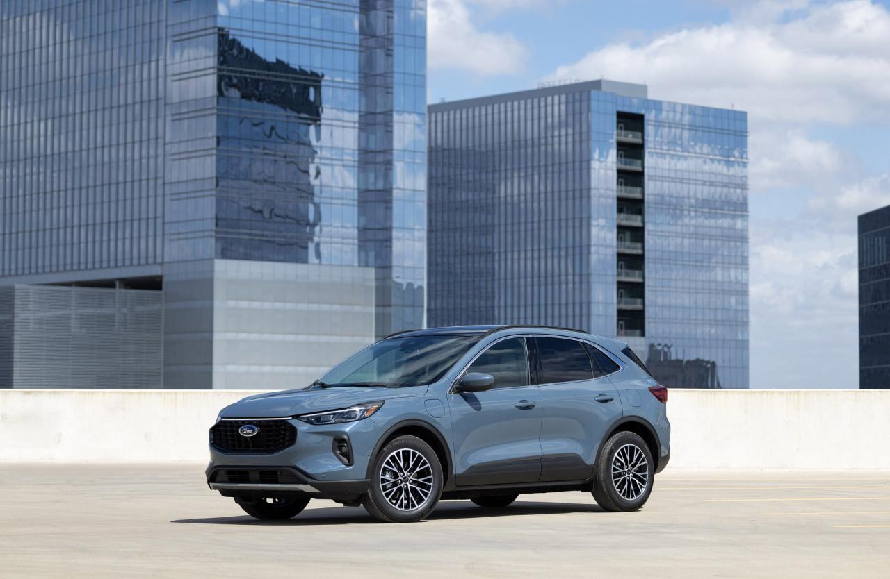 2023-Ford-Escape-Facelift-2.jpg
