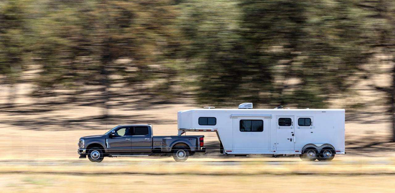 2023-Ford-F-Series-Super-Duty-18.jpg