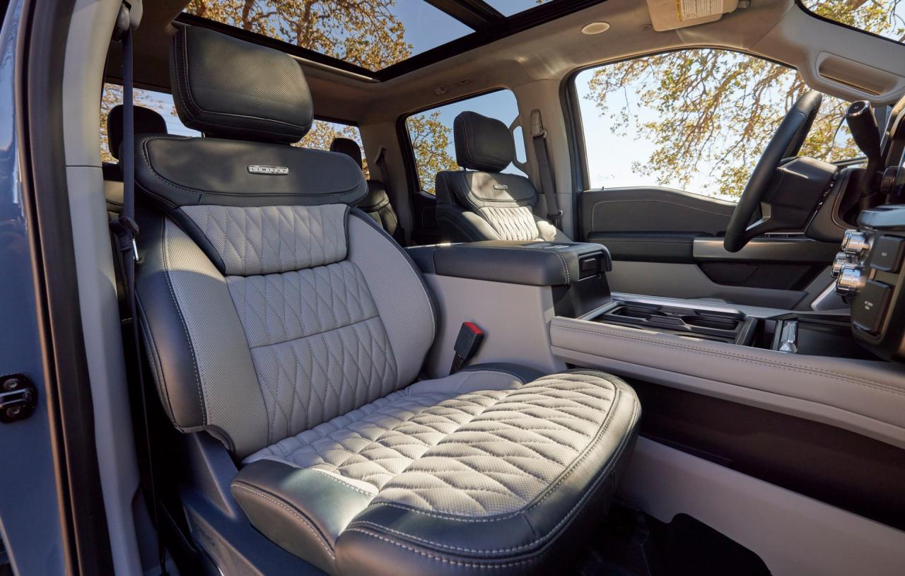 2023-Ford-F-Series-Super-Duty-39.jpg