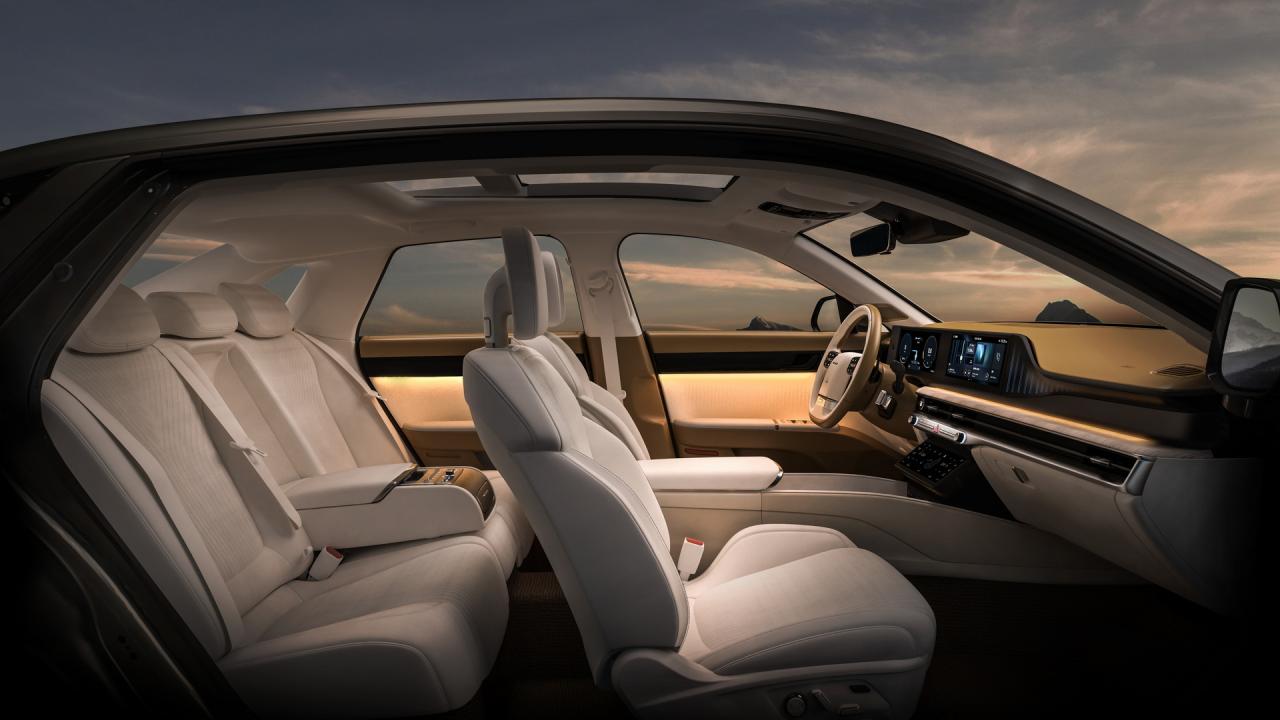 2023-Hyundai-Grandeur-12.thumb.jpg.29bca3e71872ca532d48907fc75bda48.jpg