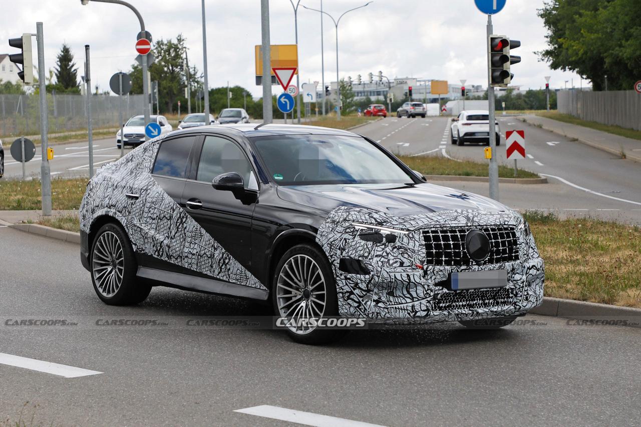 2023-Mercedes-GLC-Coupe-5.jpg