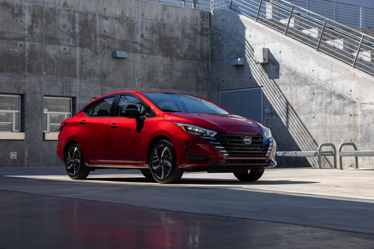 2023-Nissan-Versa-27.jpg