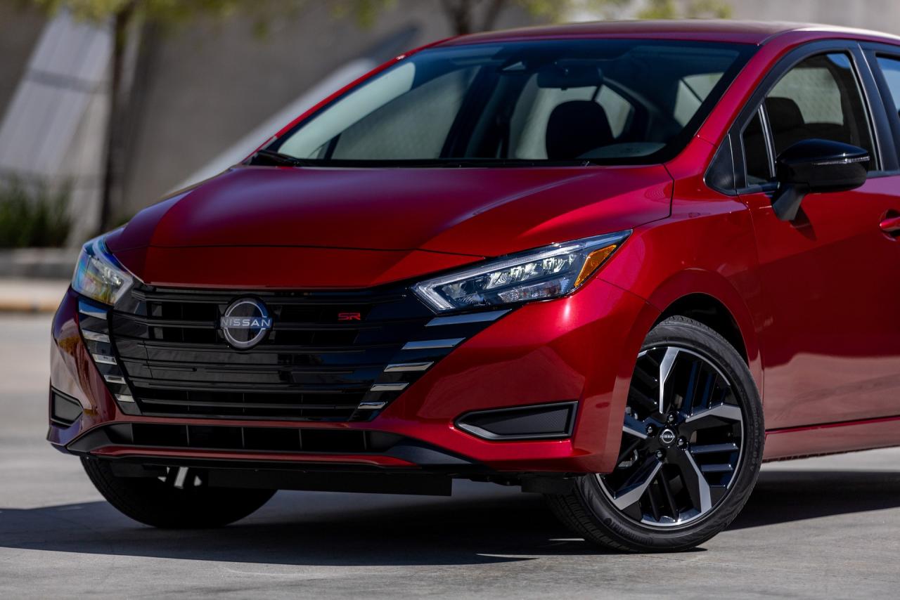 2023-Nissan-Versa-30.jpg